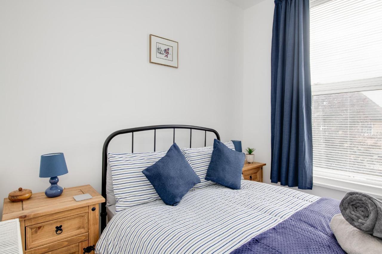 Bright 2 Bedroom In Southsea. 8 Min Walk To Seafront Portsmouth Exteriör bild